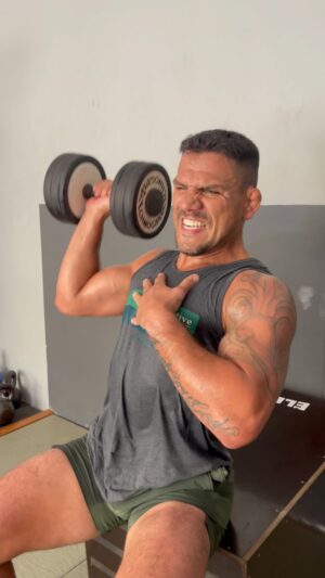 Rafael dos Anjos Instagram - Ready for that call. ||<><><>|| Sempre preparado.
#ufc #mma #training #rda #insta #instagood #instadaily #instagram #mixedmartialarts #brasil #rj