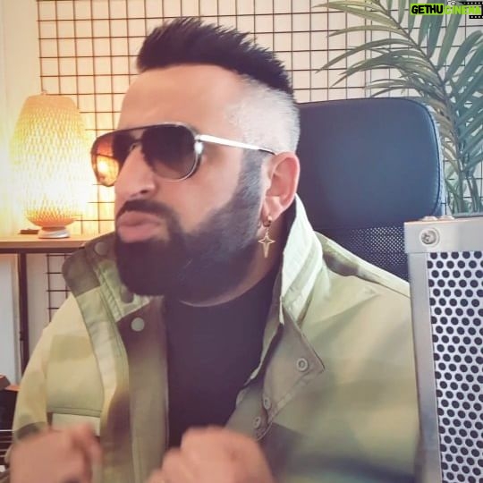 Ragga Oktay - 3 Likes - RaggaMuffinStyle Ferdi Baba
#hatıranyeter
Söz: Ahmet Selçuk ilkan
Müzik: Yılmaz Tatlıses