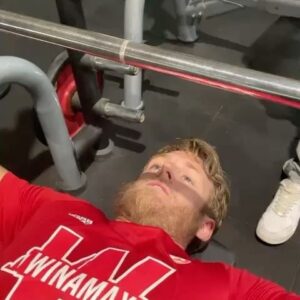 Ragnar Le Breton Instagram - quel personnage voulez revoir à la rentrée en premier !?????heusssssssss!!!!!! 1 pour Batman . 2 pour le gardien du 93 .  3 pour Rémi le converti . 4 pour michel à la salle !!! Et n’oublier pas c’est que de l’amour ici ❤️❤️❤️❤️❤️❤️❤️❤️❤️❤️❤️☪️✝️✡️🇫🇷🥖🥖🥖🥖
