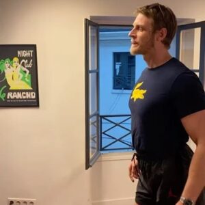 Ragnar Le Breton Instagram - un petit tuto me semble nécessaire pour d’artagnan qui a clairement un gros problème dans l’exécution du mouvement.......heussssssss🤣🤣🤣🤣🤣