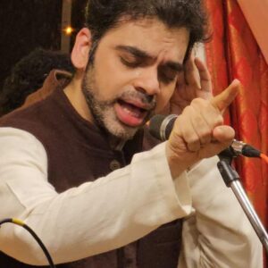Rahul Deshpande Instagram - My body was burning with fever. I didn’t feel I could get up out of my bed.. was unsure till the very end. But I pulled myself up and went to pay my respects to the great Jangli Maharaj ji. I bowed down and sat on the stage. I don’t remember what happened after. This is when you realise your insignificance. I thank everyone who supported me through this. Nikhil, prasad milind and my students ! Thank you Girish for this wonderful picture ..