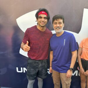 Rahul Ravindran Instagram - Breakfast with this Champion @neeraj____chopra ! This will be a fond memory for life♥️🙌🏽🙌🏽 Thank you @underarmourind  @madhurasreedhar garu and @himankduvvuru for making this happen. And was lovely bumping into you @ananddeverakonda 🤗🤗