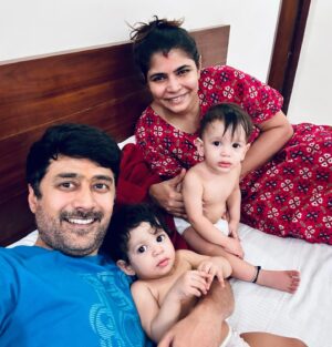 Rahul Ravindran Instagram - Read this line somewhere that ‘Home isn’t a place… it’s a person.’ I married my home 10 years back♥️