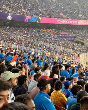 Rahul Ravindran Instagram - ♥️♥️♥️♥️😎😎😎🤘🏽🤘🏽🤘🏽🤘🏽 This year stadium visit losing streak snapped in style😎🤘🏽🤘🏽 #CWC2023 #IndPak