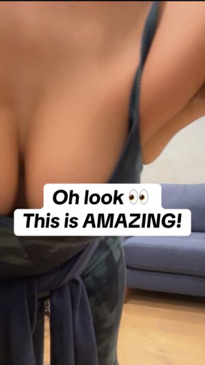 Rahvaunia Instagram - GOTCHA 😜 It’s amazing! ♥️💃🏽🎭 #thisisveryimportant #hff2024 #hollywoodfringe #soloshow #fringefemmes #onewomanshow #awardwinningactor #LAFPI  #theactorscompanyla #howrahliving COME SEE THE SHOW ✨✨✨@MashaDowell @hollywoodfringe @The Actors Company  MUCH GRATITUDE TO ALL THOSE WHO GAVE AMAZING FEEDBACK (Ha! Look how that worked out… I’m happy you enjoyed the show. I appreciate your support more than you know. Xo Rah) #byanymeansneccessary