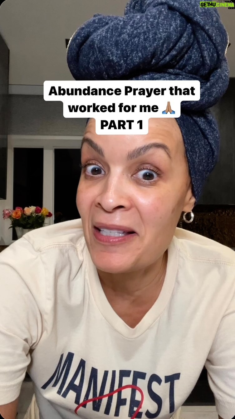 Rahvaunia - 42 Likes - ABUNDANCE PRAYER Part 1 - Sharing my personal story of how an #abundance #prayer worked for me during a very challenging moment in life and why I should get back to it. May you be inspired to do the #prayer as well. ✨💙🙏🏽
Starting a 30day #abundanceprayerchallenge Please join in. You have nothing to lose and so much to gain.
#prayer #abundance #manifest #inspiration #motivation #lifestyle #wellness #howrahliving