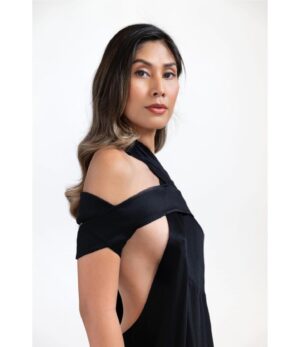 Rain Valdez Instagram - I wrote this mission statement last summer as I was imagining what it would be like to have an equity centered trans-led company. I believe that abundance is a spiritual birthright. And creation is the key to our ability to thrive. 

If this vision inspires you. Please check out our fiscal sponsorship hosted by @thequeer26 and @givebutter. All donations are tax deductible. Link in bio. 💯❤️

Thank you! Oh and happy Valentine’s Day! 🥰🌹
#fundnewhollywood 

📸 x @jayrivphoto 
👗 x @couturezen 
💄x @patricksantaana @don_hsiao