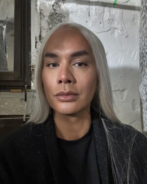 Raja Gemini Instagram - Happy 50th birthday and expressions of gratitude to the human vessel I inhabit. ♊️ I am so incredibly blessed and loved globally, I am grateful. Here’s to more summers 🥂🎉