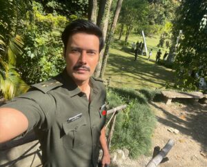 Rajneesh Duggal Instagram - I feel Safe and protected in my country because of the courage and sacrifices of our jawans. 

I salute my Indian Army .. I salute their spirit of true patriotism.. I am proud to be an Indian.. 
#happyarmyday #armyday