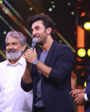 Raju Jeyamohan Instagram - Treasures! #brahmastra @ssrajamouli @akkineni__nagarjuna #ranbirkapoor