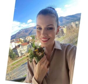 Ralitsa Paskaleva Instagram - 😍😍😍😍😍😍😍
Не забравяйте да гледате Рали и Димо в 20ч по Nova😇

.
.
.
.
.
.
.

#ralitsapaskaleva #ralitsapaskalevafans #team #love #thebest #fanslove #katodvekapkivoda #nova #Bulgaria