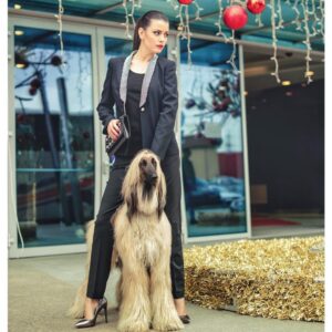 Ralitsa Paskaleva Instagram - Нашият модел на подражание . Нашето вдъхновение. Нашият пример за интелигентен ,добър ,борбен ,талантлив ,успешен ,силен човек ! Ти си светлина !✨Толкова красива ,не само външно ,но и вътрешно! 
 Толкова сила има в теб!  @ralitsapaskaleva #еднаси💞 #обичаметебезкрайномного❤️ #нашатакралица #rolemodel 

•Фотограф : Йоан Гълъбов .
.
.
.
.
.
.
.
.
.
.#ralitsapaskaleva #ralitsapaskalevateam #queen #rolemodel