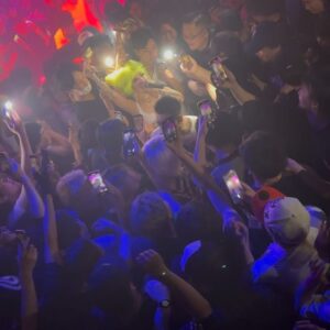 Ralph Instagram - 6.10 Ampfire 🔊🔥 ｱﾝﾌﾟﾌｧｲｱ

Guest @yurufuwagang ｱｻﾞｼﾀ👽🔥

俺が観たいアーティスト呼んで皆と遊ぶだけのパーティなので
不定期だし人数制限もありますが、スーパーナイスパーティに
なってきてるので来た事ない人は是非現場で熱を体感してほしいす。

(( 参考までにAmpfireで観たいアーティストをコメントで教えて📄✍️💦))

___

そして今回不届者が数名いたとの報告があったので、次回からはサグいセキュリティを「いすぎだろw」ってくらい配置します。何か問題があればその場で遠慮なくセキュリティかスタッフに申し出てください。

Ampfireは全員が安心して爆踊り出来る環境を目指しておりますので、誠に勝手ながら迷惑な輩は力尽くで島流しとさせて頂きます😣🙏🏝️

以上、また近々遊ぼう🥷🖤