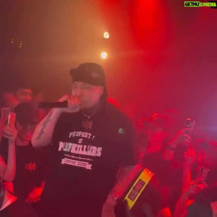 Ralph - 8.9K Likes - 6.10 Ampfire 🔊🔥 アンプファイア
Guest @yurufuwagang アザシタ👽🔥
俺が観たいアーティスト呼んで皆と遊ぶだけのパーティなので
不定期だし人数制限もありますが、スーパーナイスパーティに
なってきてるので来た事ない人は是非現場で熱を体感してほしいす。
(( 参考までにAmpfireで観たいアーティストをコメントで教えて📄✍️💦))
___
そして今回不届者が数名いたとの報告があったので、次回からはサグいセキュリティを「いすぎだろw」ってくらい配置します。何か問題があればその場で遠慮なくセキュリティかスタッフに申し出てください。
Ampfireは全員が安心して爆踊り出来る環境を目指しておりますので、誠に勝手ながら迷惑な輩は力尽くで島流しとさせて頂きます😣🙏🏝️
以上、また近々遊ぼう🥷🖤