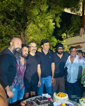 Ramachandra Raju Instagram - Happy Birthday to the most humble person child at heart our Darling @actorprabhas sir❤️🤗🤗 #salaar #salaarceasefire #salaarthesaga