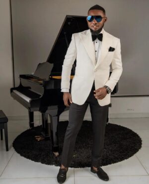 Ramsey Nouah Instagram - Happy birthday to one of my favorite people on the planet. @aycomedian is my friend turned brother and as far as I can remember, has been an indispensable part of my life. 

Your smile and energy always light up every room. I wish you the absolute best birthday. Cheers to another 365 days round the sun! Live it up brother!
#birthdayboy #blessedchild #AYMakun #merrymen