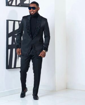 Ramsey Nouah Instagram - Happy birthday to one of my favorite people on the planet. @aycomedian is my friend turned brother and as far as I can remember, has been an indispensable part of my life. 

Your smile and energy always light up every room. I wish you the absolute best birthday. Cheers to another 365 days round the sun! Live it up brother!
#birthdayboy #blessedchild #AYMakun #merrymen