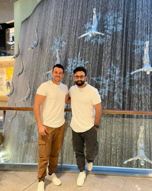 Ramy Radwan Instagram - رب أخ لم تلده أمك. هيما الغالي ❤️❤️
والبنطلون والتيشيرت والجزمة صدفة والله 😂
@ibrahimfayek
