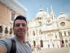 Ramy Radwan Instagram - Once upon a time in #Venezia #Italy🇮🇹 #getlostinvenice 😍