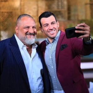 Ramy Radwan Instagram - نجم ومبدددددع حقيقي. مافيش دور بينحته أو يكلفته ولو على حساب صحته. قدرته على إقناعك بأي شخصية يقدمها..عظيمه 👌🏼
انا فااان من زمااان 😀
نورتننننني وشرفتني يا ا.خالد يا غالي 😍❤
@khaledelsawyofegypt

Special thx to the talented @moamenawadofficial for the blazer & pants👌🏼🤩