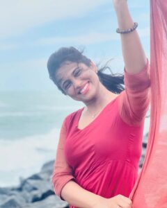 Actress Ramya Pandian HD Instagram Photos and Wallpapers June 2024