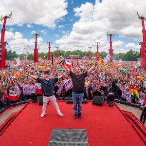 Ran-D Instagram - 𝗗𝗘𝗙𝗤𝗢𝗡 𝗪𝗔𝗦 𝗜𝗡𝗦𝗔𝗡𝗘!! 🔥🚀 One of the best moments in my LIFE! Goosebumps the whole set! THANK YOU WARRIORS! ❤️‍🔥