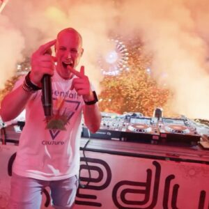 Ran-D Instagram - WHAT A WEEKEND! 🤯🔥 WHICH OF THESE TRACKS IS YOUR FAVOURITE?! 👇🏻