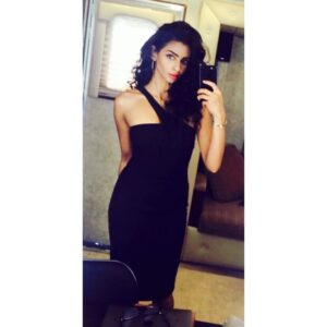 Rana Roy Instagram - Blurry trailer selfie because I'm obsessed with this dress #AmiraGotStyle