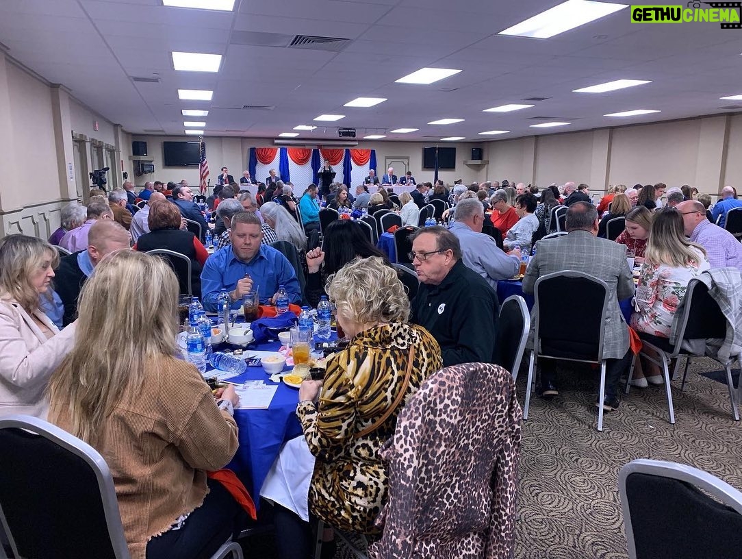 Rand Paul - 2.8K Likes - Ended an outstanding day yesterday in Eastern KY with my good friends in Johnson County for their Lincoln Dinner.
The energy at every one of these grassroots events is incredible and I know it’s going to help send more liberty-loving conservatives to elected office!