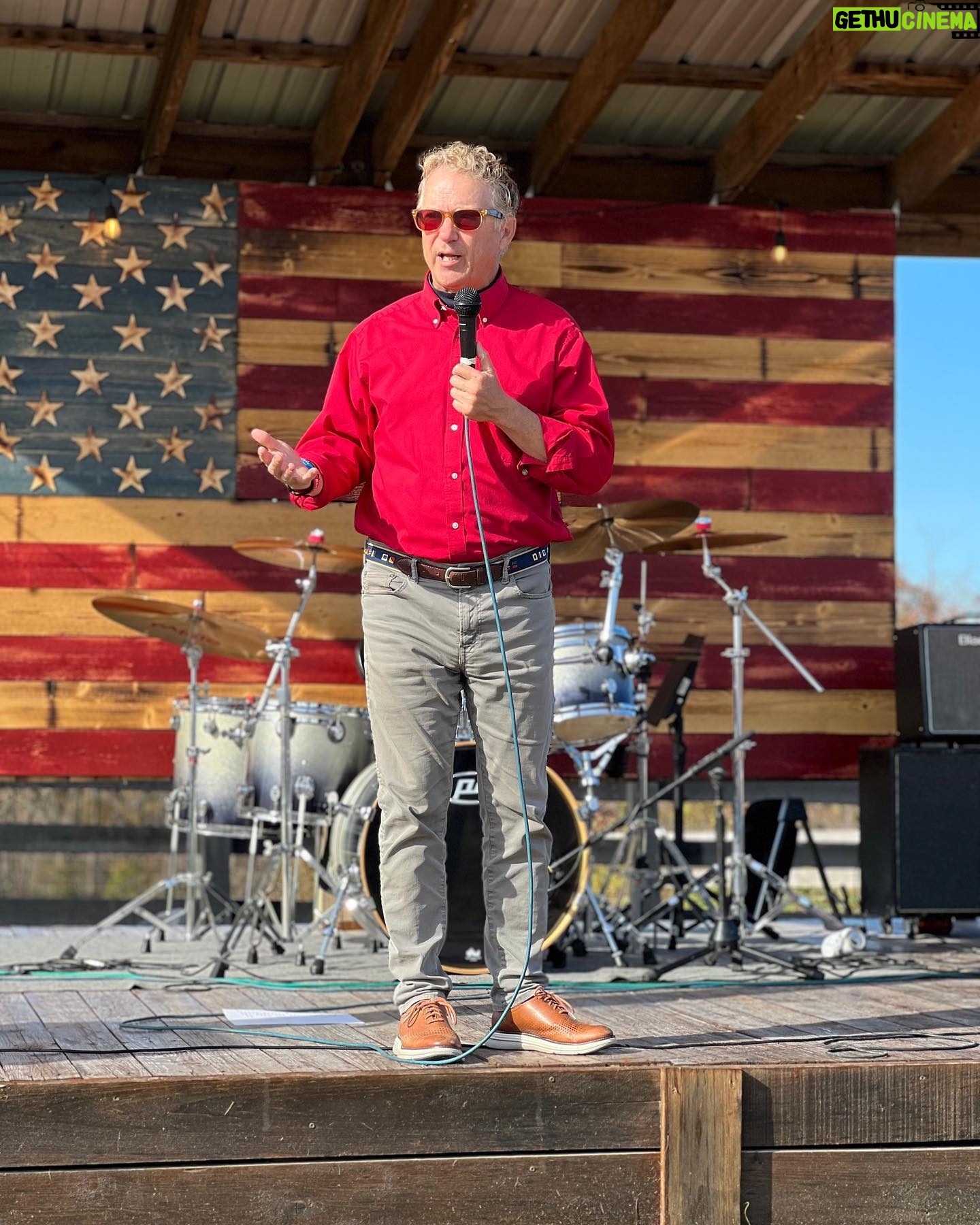 Rand Paul - 4.1K Likes - Great event Sunday! Thanks to everyone who joined us. We’re ready for victory November 8th!