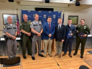 Rand Paul Instagram - This morning, I presented two officers with a Congressional record for their valiant efforts when the @ky_state_police trooper was shot 3X in the back and a @kyfishwildlife officer came to his rescue.

These brave LEOs and so many others deserve our recognition and praise!