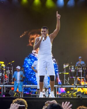 Randy Malcom Instagram - 📍 Ámsterdam! Lo canté, lo bailé y lo gocé #Demasiado 🇳🇱🫀🔥 🎤 

📸: @iamcumbapr 
🎥: @reconocidosnet 

#RandyMalcom #ElCubanoEnAmsterdam #GDZ  #DemasiadoEuropeTour