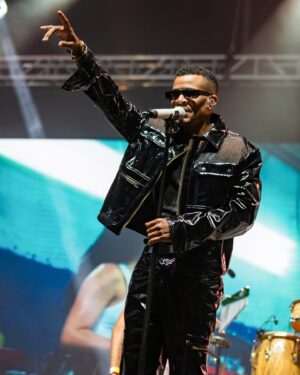 Randy Malcom Instagram - Hoy me levanté #Feliz porque Marruecos me lo confirmó #Demasiado 🇲🇦 😎 🔥🫀

¡Gracias mi gente, los amo! 🫶

📸: @iamcumbapr 

#RandyMalcom #ElCubano #GenteDeZona #Marocco #CasaAnfaLatina #DemasiadoTour