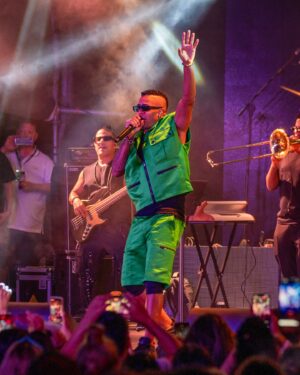 Randy Malcom Instagram - Roma grazie tante per il tu amore! Alla prossima! 🫀🔥🇮🇹😎🎤

¡Los amo #Demasiado! 🔥 @fiesta_official 

📸: @iamcumbapr 

#GenteDeZona #RandyMalcom #ElCubanoEnRoma