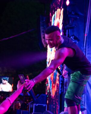 Randy Malcom Instagram - Roma grazie tante per il tu amore! Alla prossima! 🫀🔥🇮🇹😎🎤

¡Los amo #Demasiado! 🔥 @fiesta_official 

📸: @iamcumbapr 

#GenteDeZona #RandyMalcom #ElCubanoEnRoma