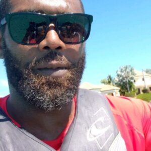 Randy Moss Instagram - @mrslyd84 They say live life 2 da fulliest.......WE R!!#blessed🥰🥰🥰🥰🥰🥰