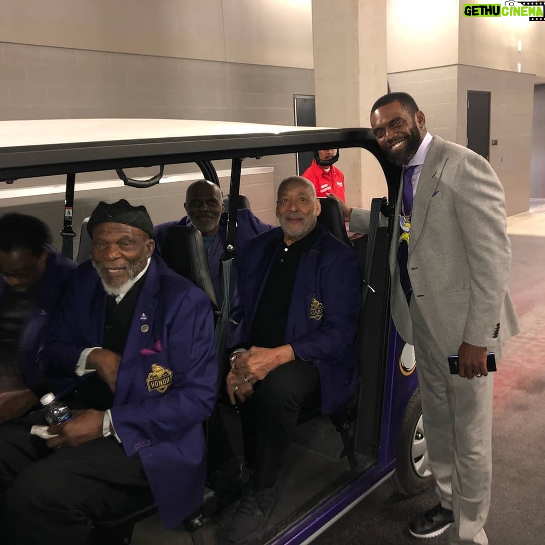 Randy Moss - 36.7K Likes - @criscarter1965 Jake Reed and myself catching up on ol times!!A few Purple People EATERS I ran into!!#legends#skol