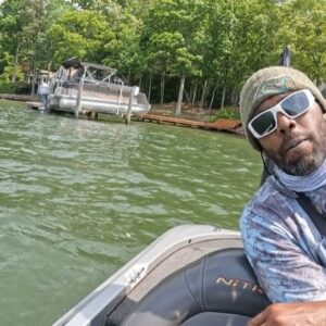 Randy Moss Instagram - Great Sunday on lake Norman.still tryin to work these videos.the open face was strictly for @mark_zona_fishing. Imma invite a follower b4 summer ends!#blessed