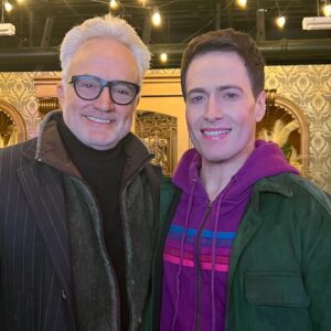 Randy Rainbow Instagram - My audience in Los Angeles last week was star-studded, including my husband @bradleywhitford and sister wife @amylandecker, my fab @wme team, and gorgeous writer and friend @thebobbyquinnrice. Big week of shows ahead, kicking off tonight in Chicago baby!!! Tickets at link in bio. #RandyRainbowForPresident ❤️🤍💙🩷