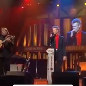 Randy Travis Instagram - Randy Travis performs “Forever and Ever, Amen” LIVE at the @Opry! Can you guess which artists joined Randy Travis on stage that night? #CountryMusic #GrandOleOpry #LiveMusic