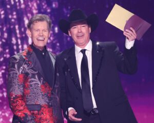 Randy Travis Instagram - A wonderful evening at the @ACMawards in Texas, surrounded by some of the best in country music!

📸: @RichPolk