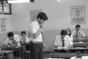Ranjan Raj Instagram - Recently I did a mini series 'School Chale Hum' with @bingekaro .. 
They made this one really cute and funny... It'll make u feel nostalgia about your school dayss.. and

Episode 1 has been released on Binge's YouTube channel.. watch it now and have fun🕺💖
@iabhishekkapoor @_mugdhaa @nicki_negi @bibhu_nandan_singh 

Thank you and kudos to the whole team..💥
