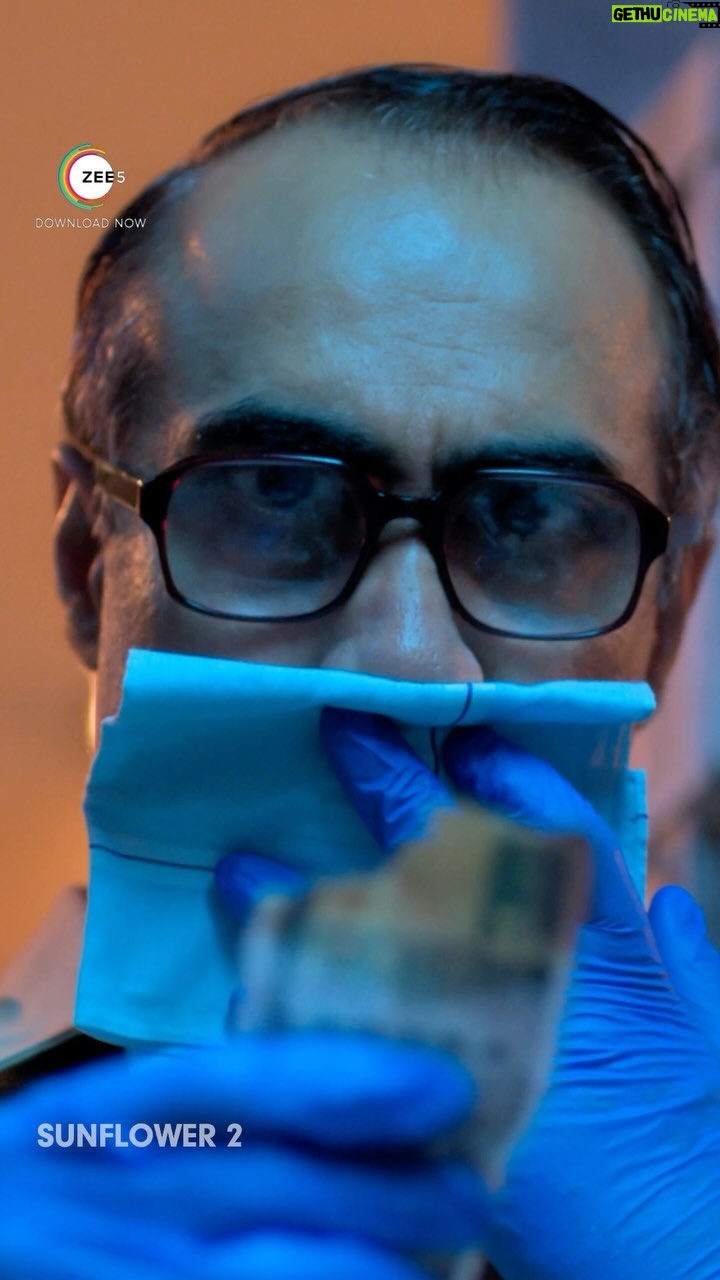 Ranvir Shorey - 1K Likes - With new revelations unfolding, what chaos are these stirring? 🧐
Watch #SunflowerS2 streaming only on #ZEE5
#Sunflower
@whosunilgrover @adah_ki_adah @ranvirshorey
@vikas71 @parmarchaitally @navingujral @mukulchadda @ashishvidyarthi1 @shonalinagrani @sonaljhaofficial @radhabhatt @salk.04 @officialashwinkaushal @reliance.entertainment #GoodCo @virajsawant @sarkarshibasish @ria.nalavade @girishkulkarni1 @manish_kalra_ @nimishalok @surryamenen @duhjizzy @navagat_p @zee5 @zee5global