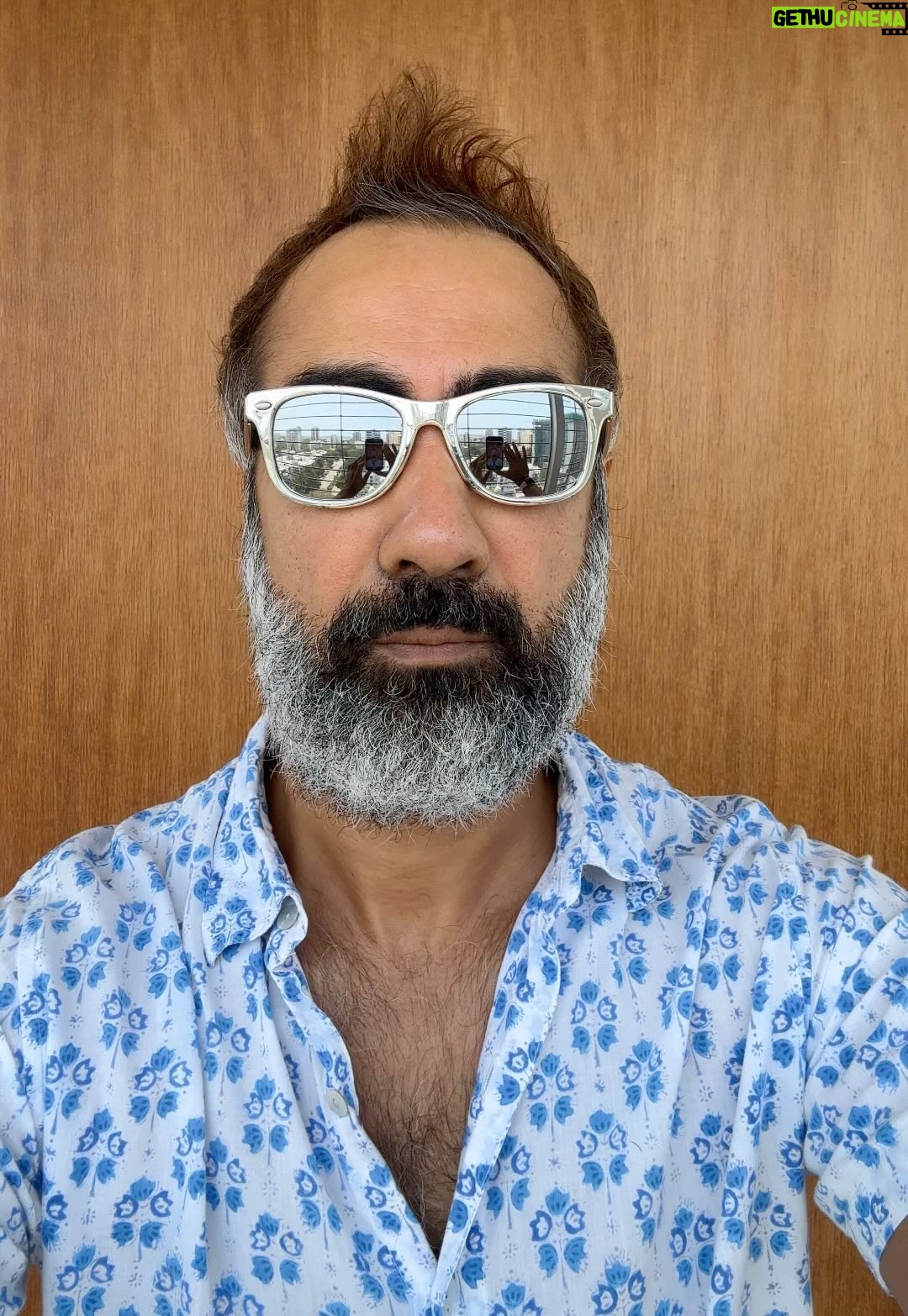 Ranvir Shorey - 13.8K Likes - Hello, my fellow Indian voters,
As a citizen of India, I urge you all to go to your alloted local polling stations on Monday, the 20th of May, 2024, and cast your vote for the Lok Sabha elections.
Please be responsible citizens, and exercise the precious right to vote that the Constitution of India gives us all.
Vote boldly, without fear or favour, and strengthen the great democracy of our beloved #India.
Jai Hind. @ecisveep @ceo_maharashtra @deomumbaisuburbandistrict #Elections2024