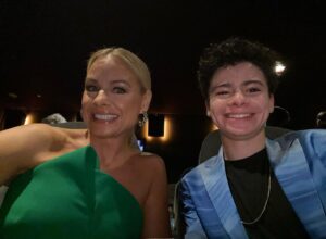 Raphael Alejandro Instagram - I had the best time at the #acapulcotv season 2 premiere! Thank you so much @appletvplus for the wonderful time!
Special thanks to: @jillfritzopr @atlasentertainment @the_youth_manager @foundationmediapartners @billyobillyo @beach.breezes @paradigmtalentagency @jenjen2010 

Stylist: @mrenriquemelendez 

Hair: @thisisbabe 

Makeup: @_dreadiaz_ 

Sneakers: @nike @nikela @undisputedsole @solestage