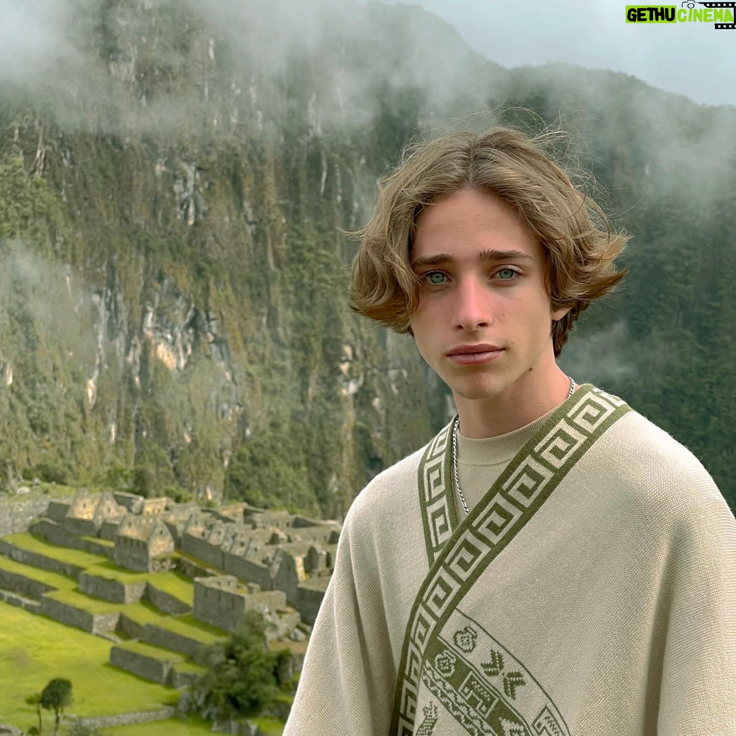 Raphael Luce - 31.6K Likes - Machu Picchu
