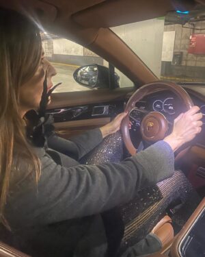 Raquel Loureiro Instagram - Bom dia! Já comecei a fazer test drives 😆 , qual a vossa sugestão ?