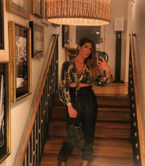 Raquel Loureiro Instagram - “Being happy never goes out of style.” Lilly Pulitzer. 💋🥰