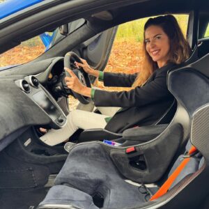 Raquel Loureiro Instagram - A @mclaren is always a good idea!
What a day full of bombs!!!!💣 🙌🏼