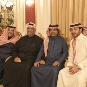 Rashed Al-Majed Instagram - مع الأحبة في حفل تكريم الفنان الراحل ⁧‫#أبو_بكر_سالم‬⁩ والذي اقيم تحت رعاية كريمة من معالي المستشار
‏⁦‪@turkialalshik ‬⁩ رئيس الهيئة العامة للترفيه